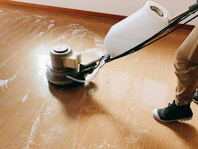 ワックス剥離・洗浄イメージ